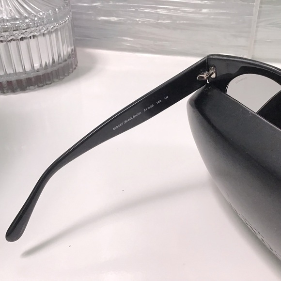 🎄 Coach Authentic! Rare Holographic Sunglasses NWT! - Picture 6 of 9